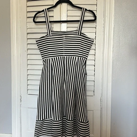 NWT Brixon Ivy Dress - Picture 2 of 3